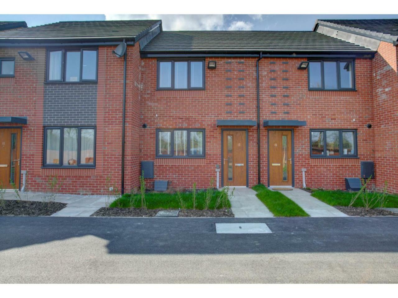 Newly Built, Splendid House For 5 In Manchester! Exterior photo